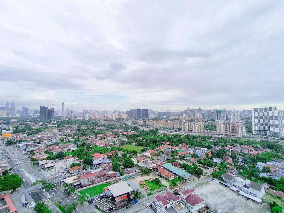 Kenwingston Platz Signature By Manhattan Group Pangsapuri